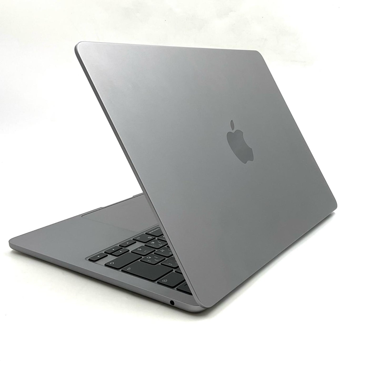【全額返金保証】【最速発送】Apple MacBook Air 13.6インチ 2022 M2 8GB 256GB スペースグレイ 100% 超美品 動作確認済