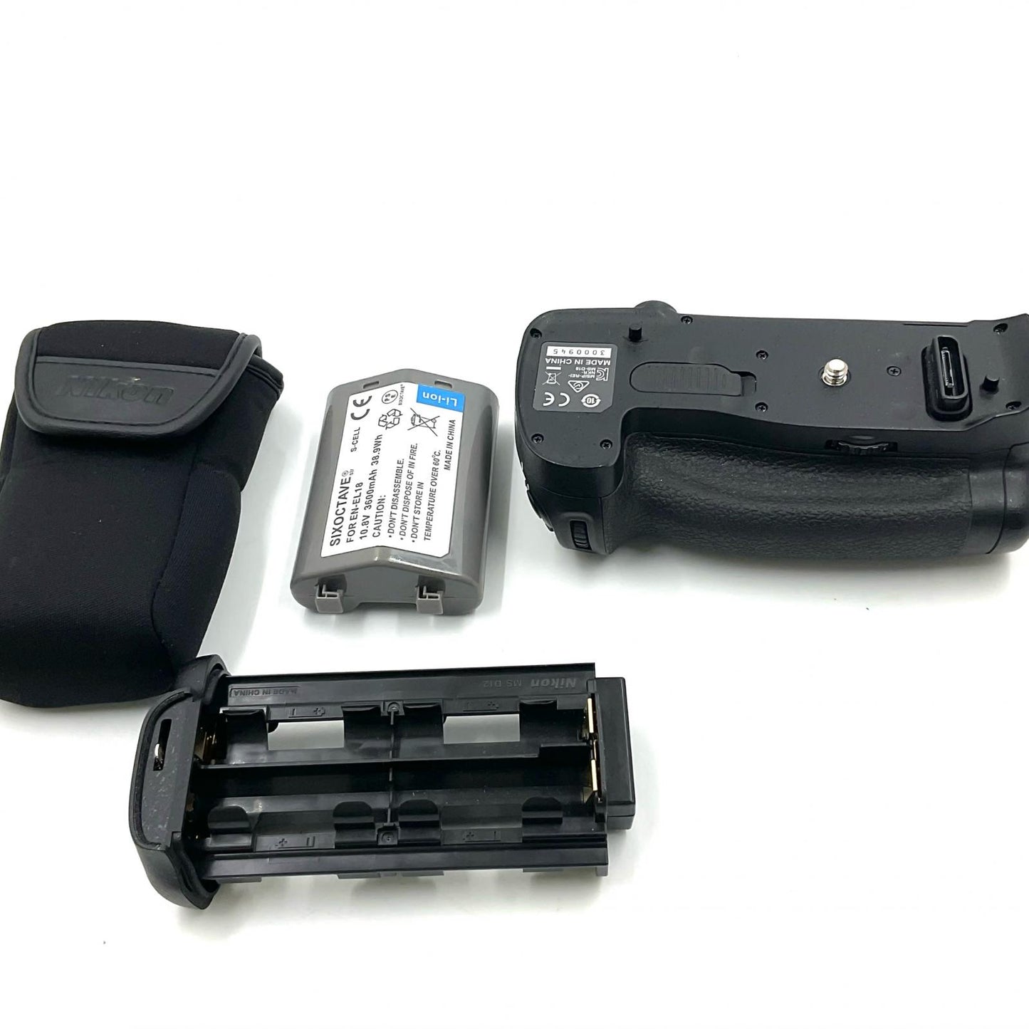 【全額返金保証】【最速発送】Nikon MB-D18 美品 動作確認済