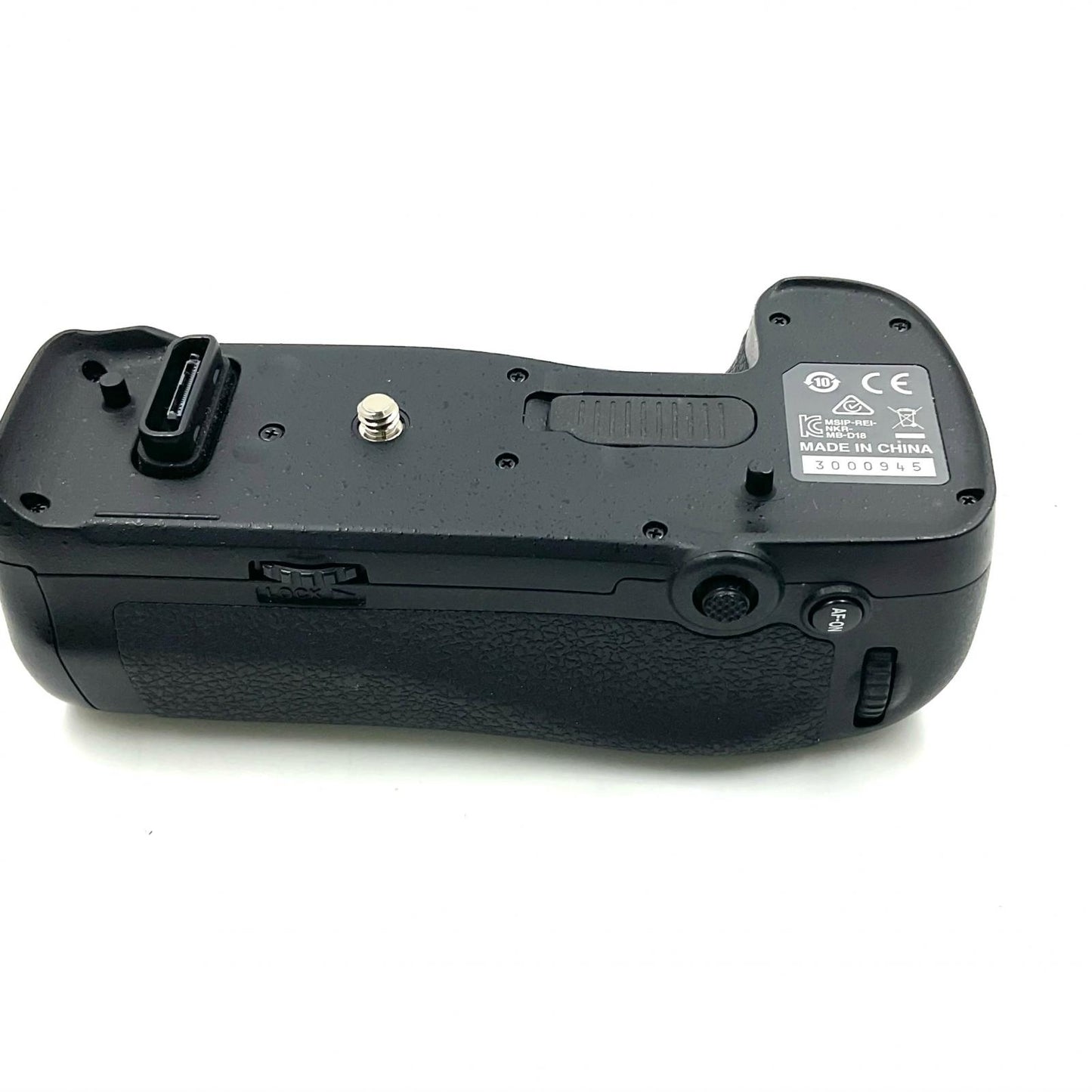 【全額返金保証】【最速発送】Nikon MB-D18 美品 動作確認済
