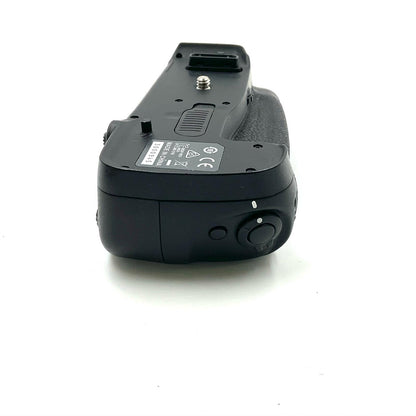 【全額返金保証】【最速発送】Nikon MB-D18 美品 動作確認済
