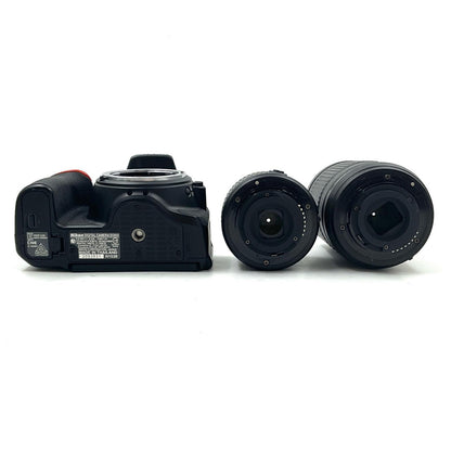 【全額返金保証】【最速発送】Nikon デジタル一眼 D5600 ダブルズームキット ブラック 美品 動作確認済