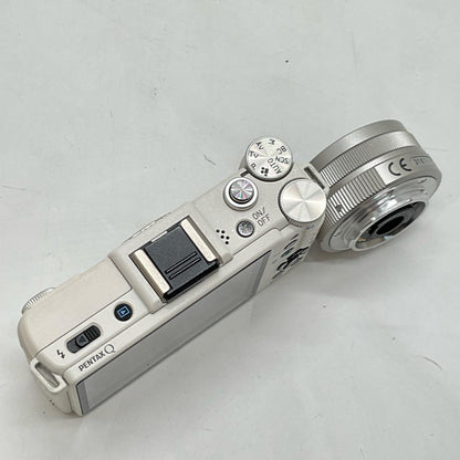 【全額返金保証】【最速発送】PENTAX デジタル一眼 Q レンズキット ホワイト 美品 動作確認済