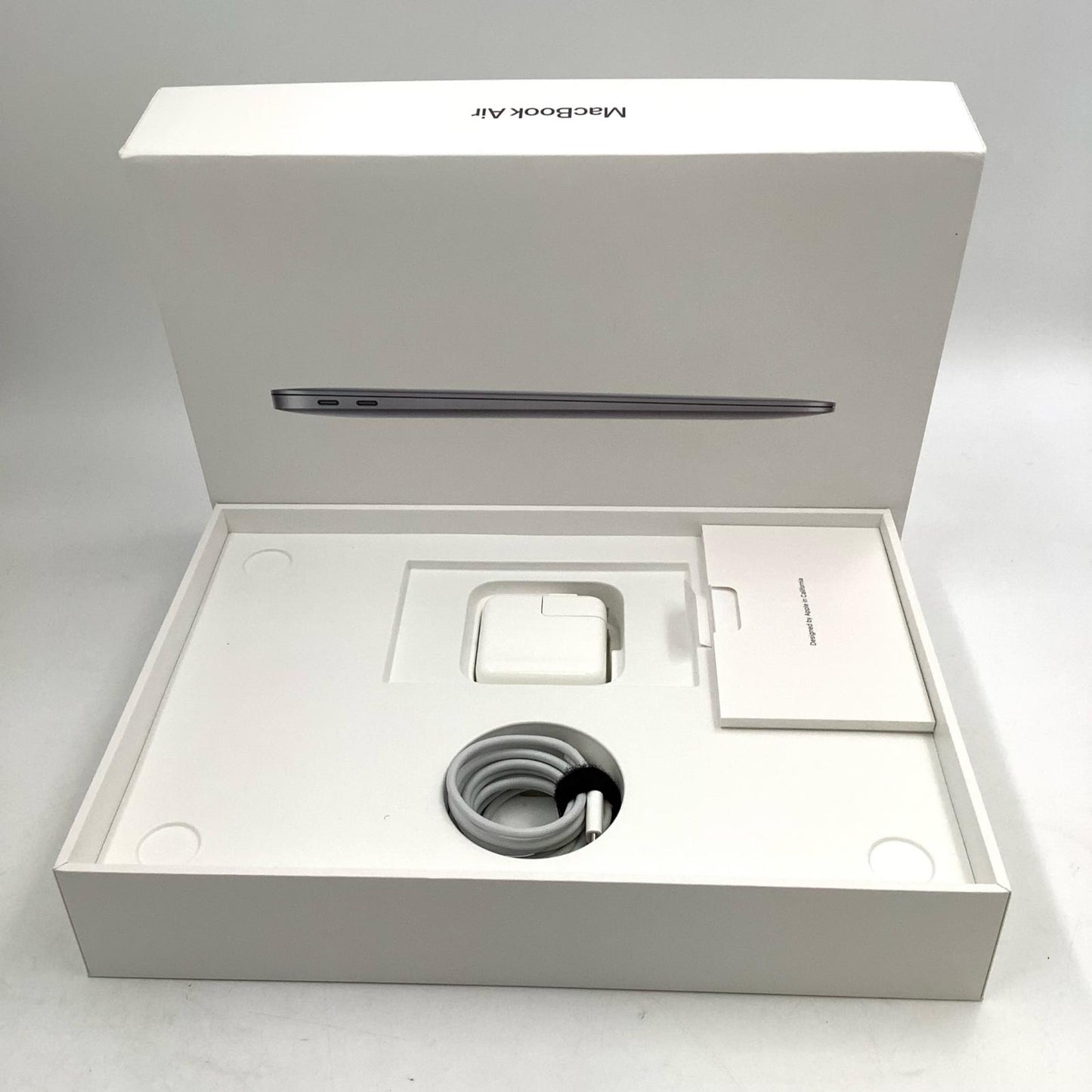【全額返金保証】【最速発送】Apple MacBook Air 13.3インチ 2020 1.2 GHz クアッドコアIntel Core i7 16GB 512GB スペースグレイ 84.3% 美品 動作確認済