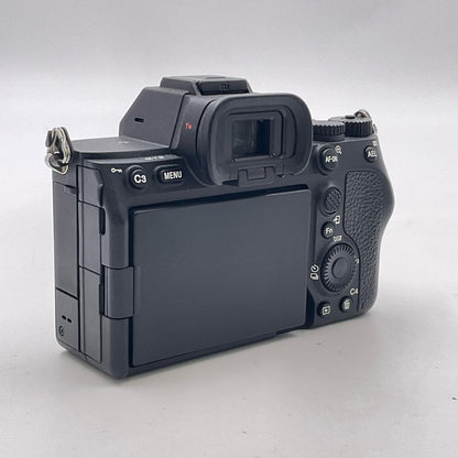 【全額返金保証】【最速発送】Sony デジタル一眼 α7 IV ILCE-7M4 ボディ ブラック 美品 動作確認済