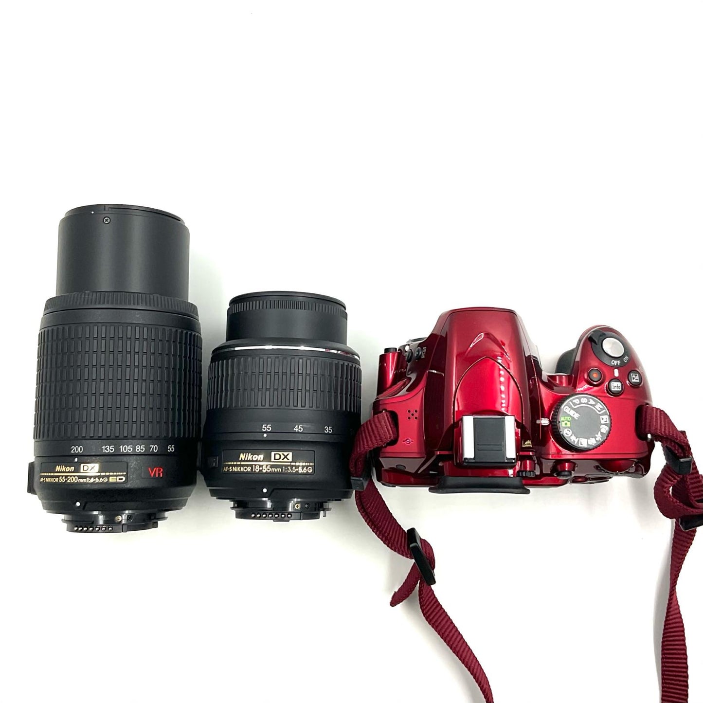 【最速発送】Nikon デジタル一眼 D3200 200mm ダブルズームキット レッド【難有】