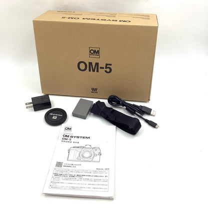 【全額返金保証】【最速発送】OM SYSTEM デジタル一眼 OM-5 ボディ シルバー 美品 動作確認済