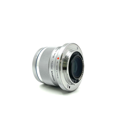 【全額返金保証】【最速発送】OLYMPUS M.ZUIKO DIGITAL 45mm F1.8 [シルバー] 美品 動作確認済