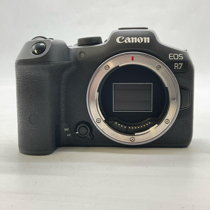 【全額返金保証】【最速発送】Canon デジタル一眼 EOS R7 ボディ ブラック 美品 動作確認済
