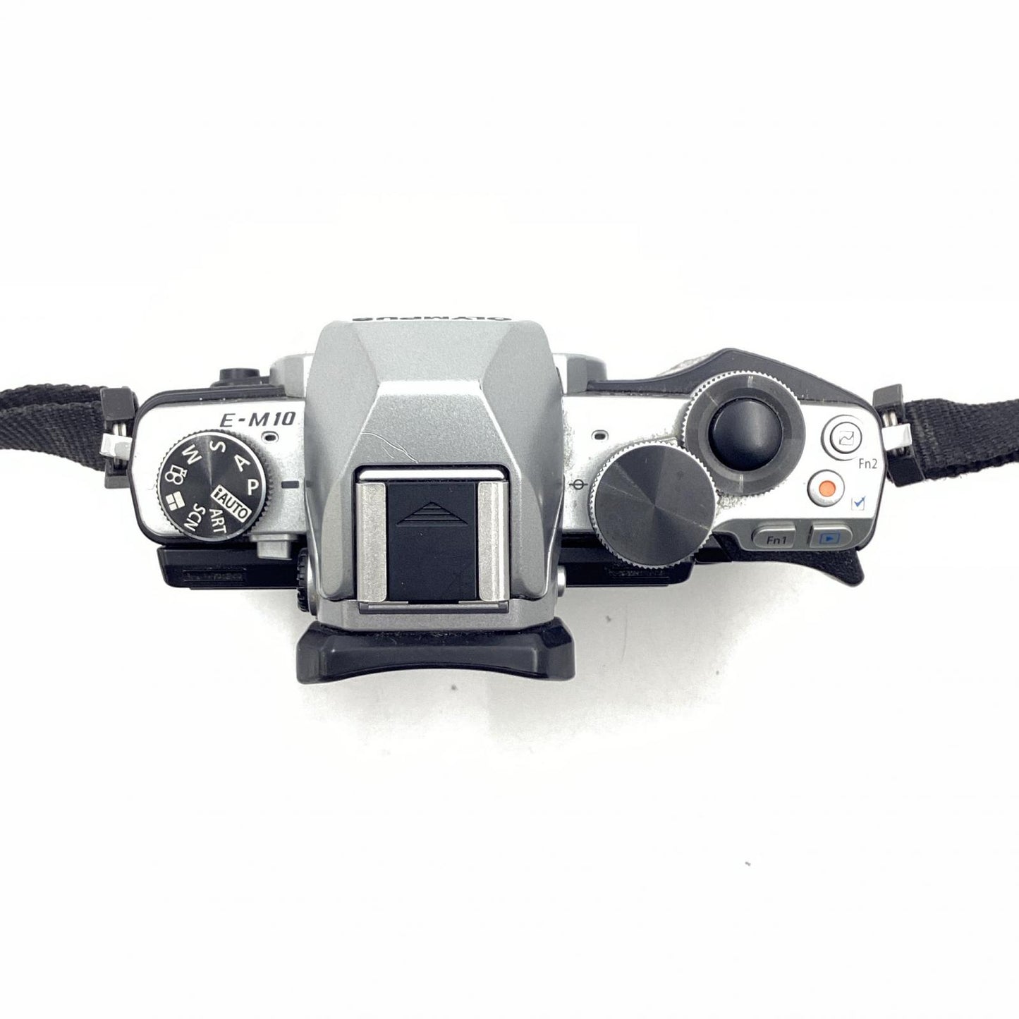 【全額返金保証】【最速発送】OLYMPUS デジタル一眼 OM-D E-M10 ボディ シルバー 動作確認済