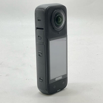【全額返金保証】【最速発送】Insta360 Insta360 X4 [ブラック] 美品 動作確認済