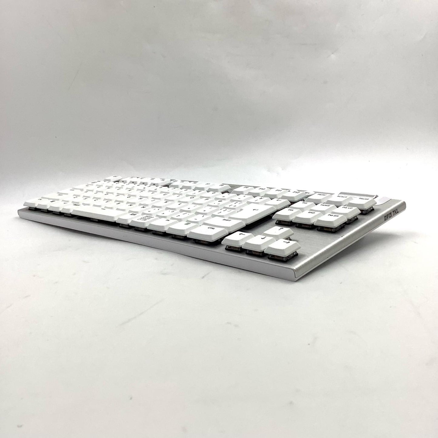 【全額返金保証】【最速発送】Logicool キーボードとマウスのセット キーボードYR0076 マウスLogicool G PRO 美品 動作確認済