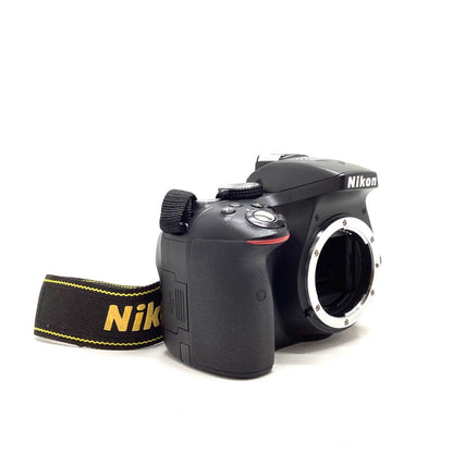 【最速発送】Nikon デジタル一眼 D5300 ボディ ブラック【難有】
