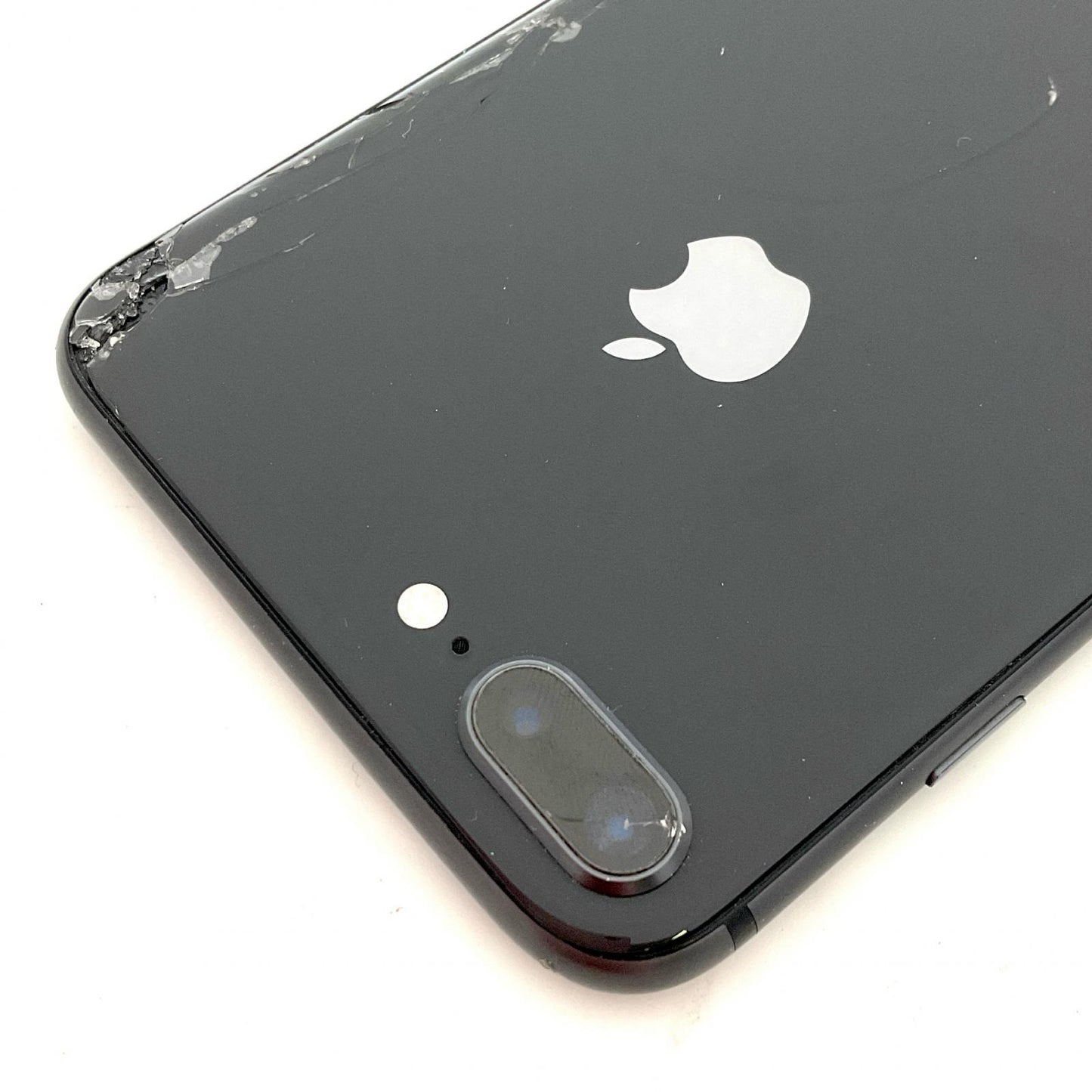 【最速発送】Apple iPhone iPhone 8 Plus 64GB スペースグレイ au 白ロム【難有】 85%