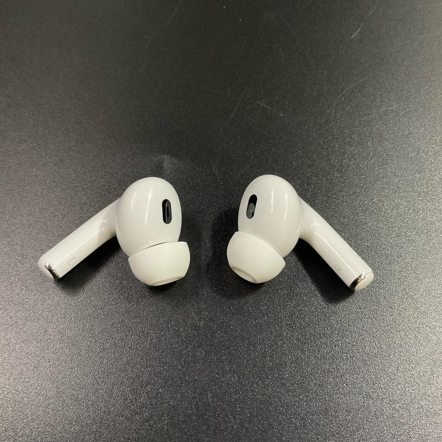 【全額返金保証】【最速発送】Apple Air Pods Pro 2 A2698 美品 動作確認済