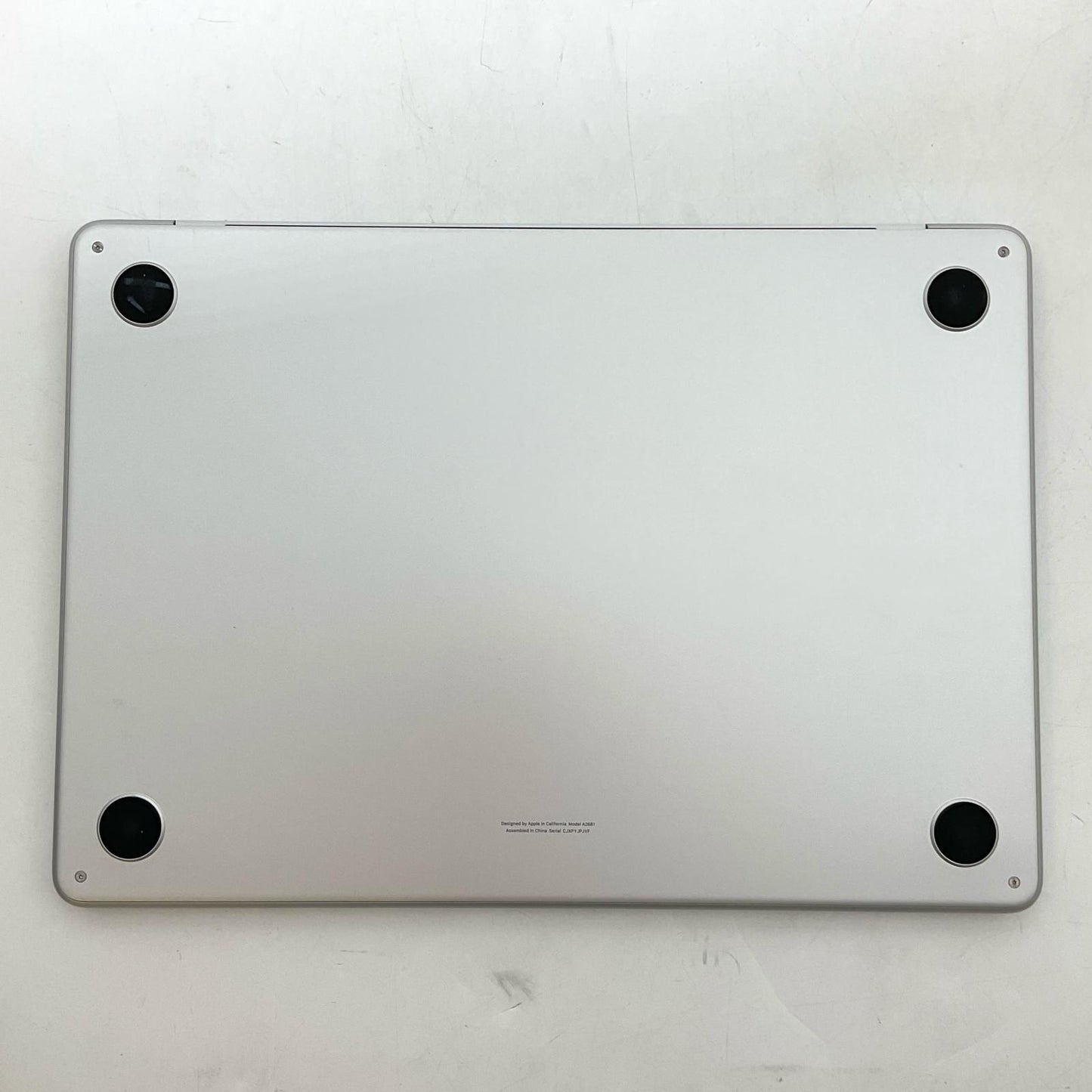 【全額返金保証】【最速発送】Apple MacBook Air 13インチ 2022 Apple M2 8GB 256GB シルバー 100% 美品 動作確認済