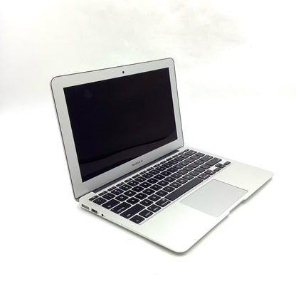 【全額返金保証】【最速発送】Apple MacBook Air 11インチ 2015 intel core i5 4GB 1TB シルバー 92.7% 動作確認済