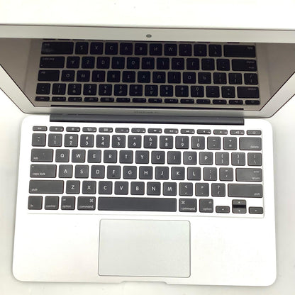 【全額返金保証】【最速発送】Apple MacBook Air 11インチ 2015 intel core i5 4GB 1TB シルバー 92.7% 動作確認済