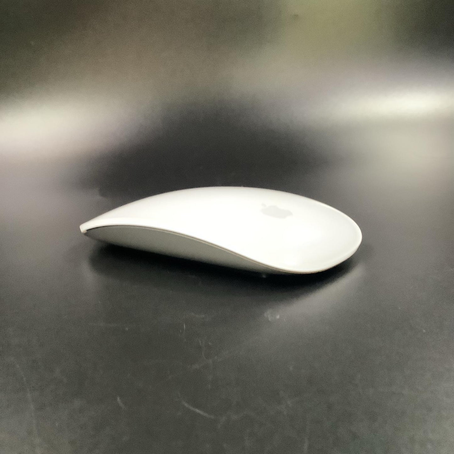 【全額返金保証】【最速発送】Apple Magic Mouse 2 MLA02J,A 美品 動作確認済