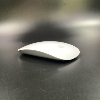 【全額返金保証】【最速発送】Apple Magic Mouse 2 MLA02J,A 美品 動作確認済