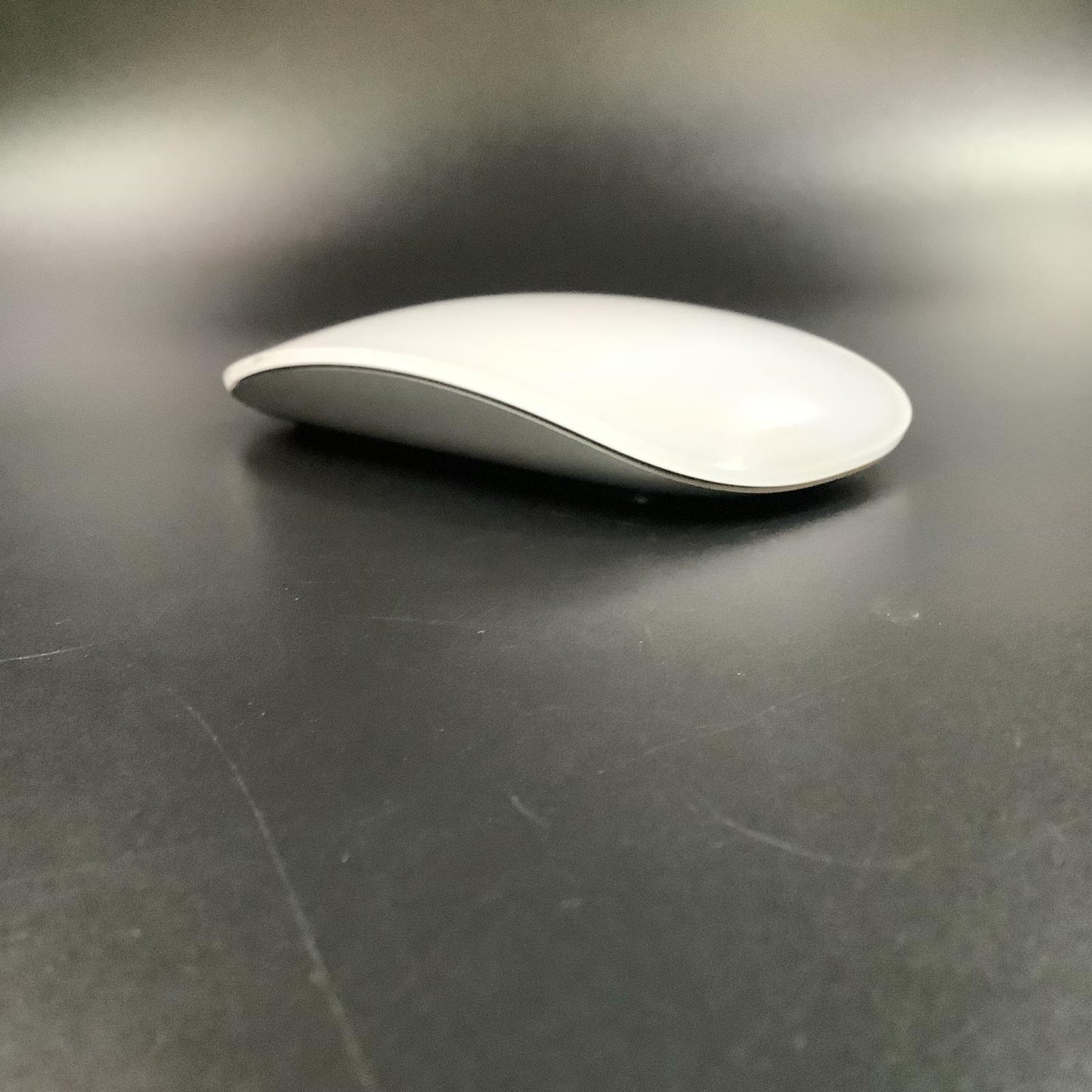【全額返金保証】【最速発送】Apple Magic Mouse 2 MLA02J,A 美品 動作確認済