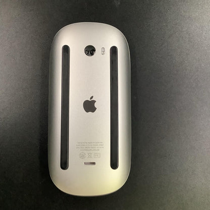 【全額返金保証】【最速発送】Apple Magic Mouse 2 MLA02J,A 美品 動作確認済
