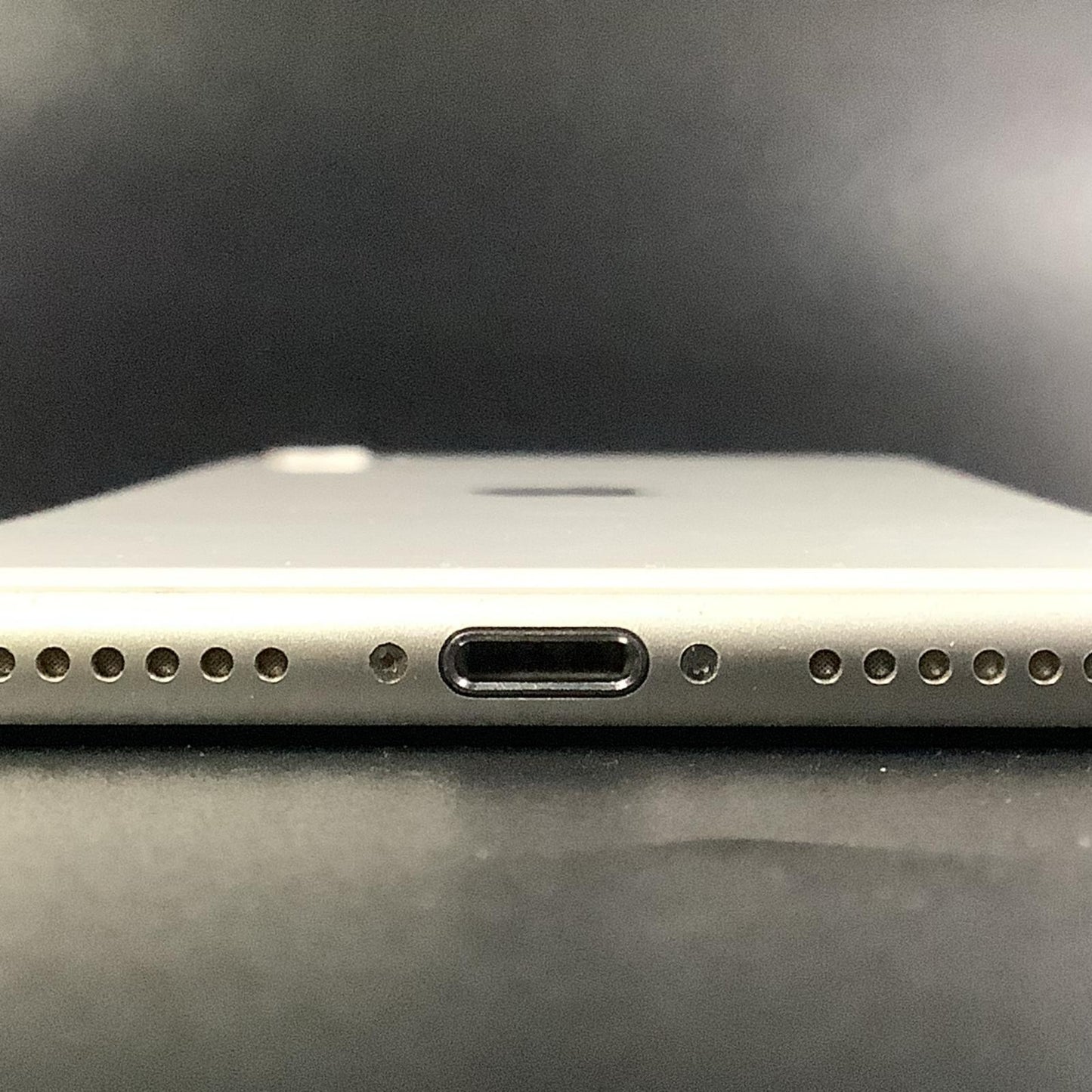 【全額返金保証】【最速発送】Apple iPhone iPhone SE（第3世代） 128GB スターライト Softbank SIMフリー 動作確認済 76%