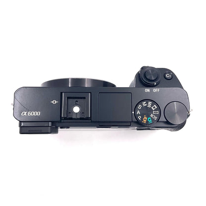 【全額返金保証】【最速発送】Sony デジタル一眼 α6000 ILCE-6000 ボディ [ブラック] ブラック 美品 動作確認済