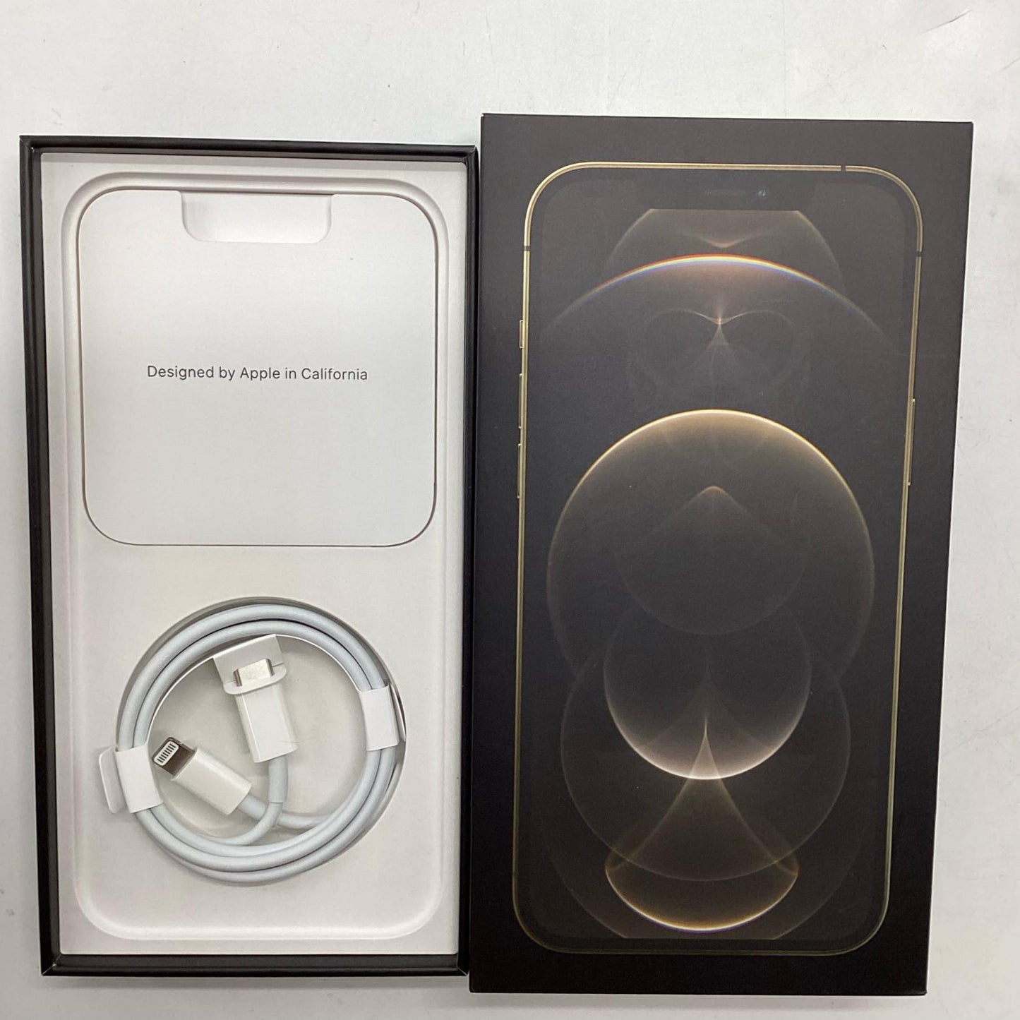 【全額返金保証】【最速発送】Apple iPhone iPhone 12 Pro Max 256GB ゴールド docomo 白ロム 美品 動作確認済 89%