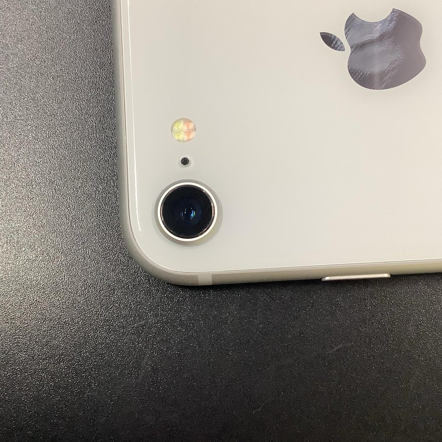 【全額返金保証】【最速発送】Apple iPhone iPhone 8 256GB シルバー SIMフリー 白ロム 美品 動作確認済 98%