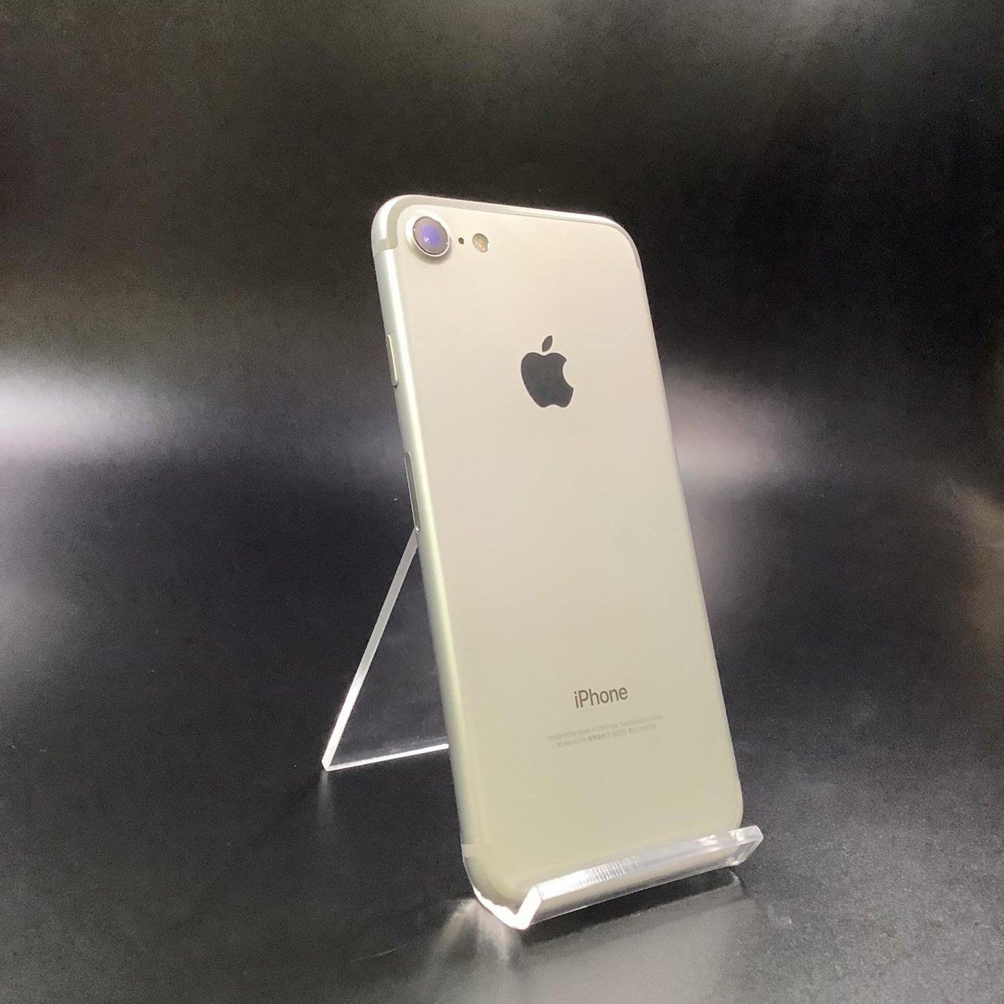 【全額返金保証】【最速発送】Apple iPhone iPhone 7 32GB シルバー Softbank 白ロム 美品 動作確認済 97%