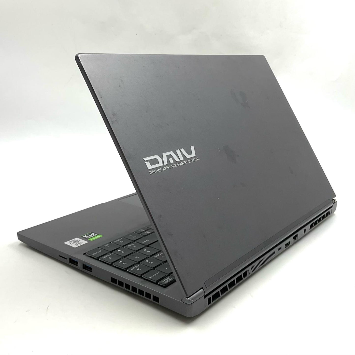 【最速発送】MouseComputer DAIV 5N 21045N-CMLCB-E Intel(R) Core(TM) i7-10870H CPU @ 2.20GHz 32GB GeForce RTX 3060 Laptop GPU【難有】