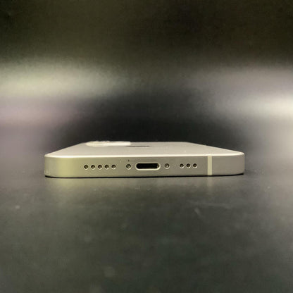 【全額返金保証】【最速発送】Apple iPhone iPhone 12 64GB ホワイト docomo 白ロム 美品 動作確認済 83%
