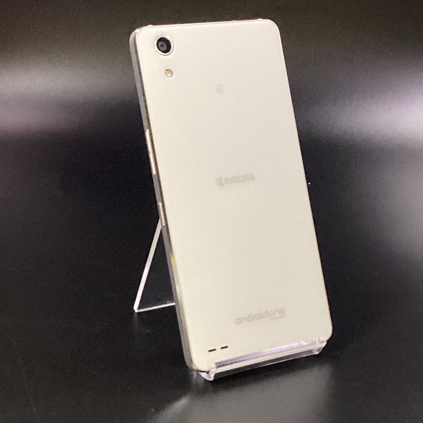 【全額返金保証】【最速発送】京セラ Android One X3 32GB ホワイト Softbank X3-KC 白ロム 美品 動作確認済