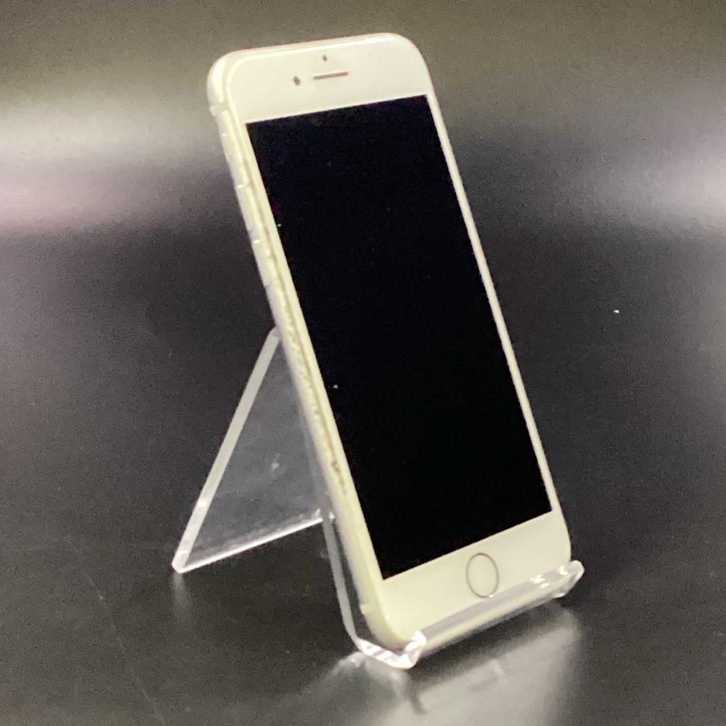【全額返金保証】【最速発送】Apple iPhone iPhone 8 64GB シルバー docomo 白ロム 動作確認済 80%