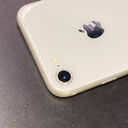 【全額返金保証】【最速発送】Apple iPhone iPhone 8 64GB シルバー docomo 白ロム 動作確認済 80%