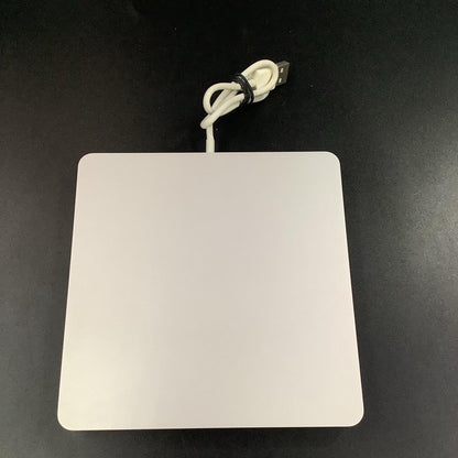 【全額返金保証】【最速発送】Apple MD564ZM/A 美品 動作確認済
