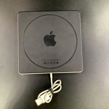 【全額返金保証】【最速発送】Apple MD564ZM/A 美品 動作確認済