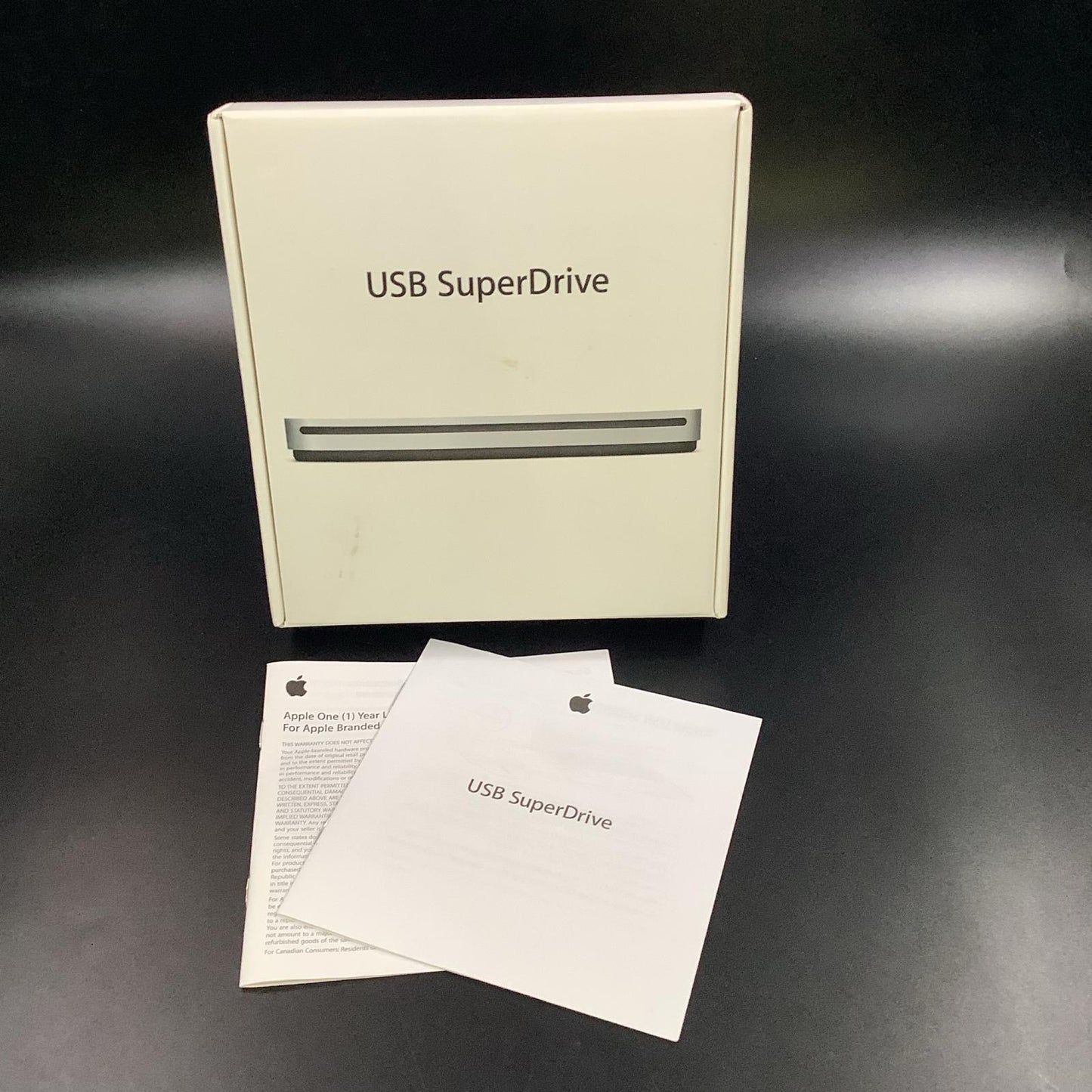 【全額返金保証】【最速発送】Apple MD564ZM/A 美品 動作確認済