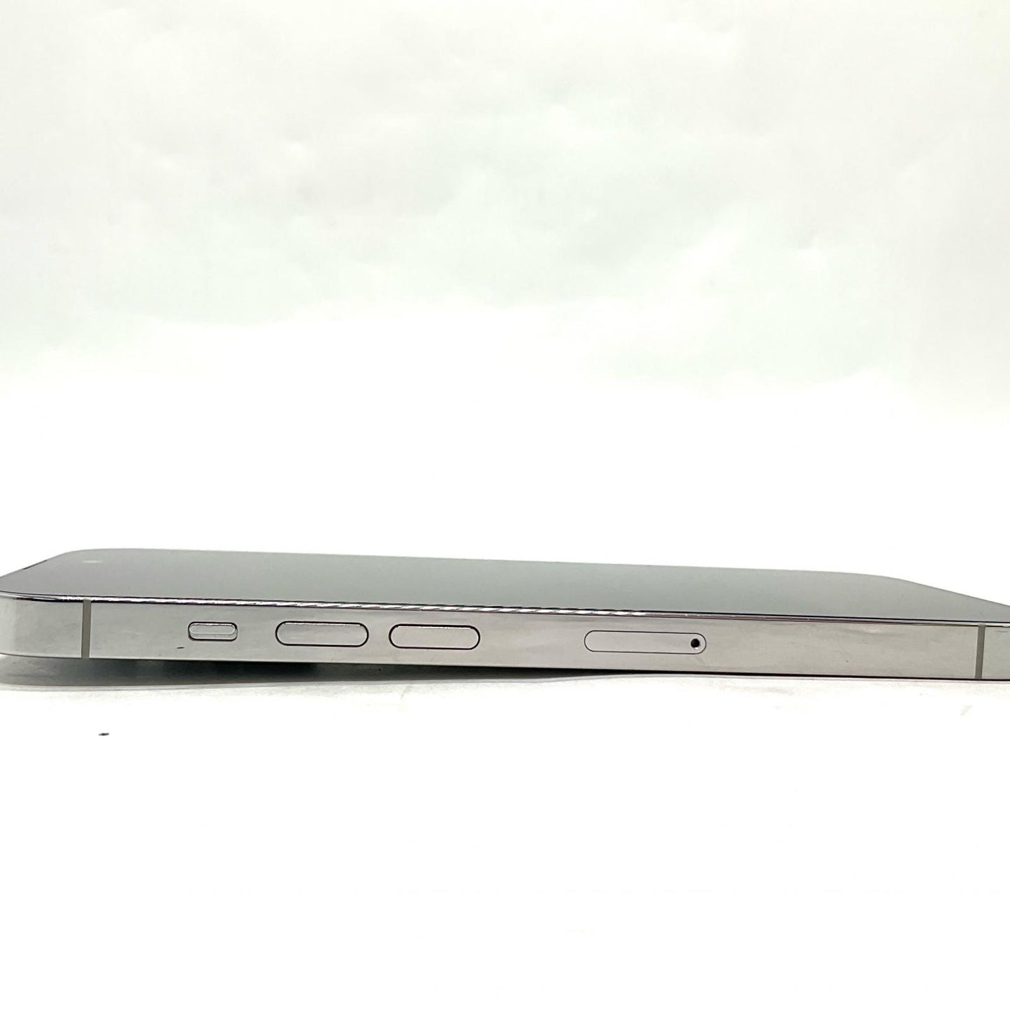 【全額返金保証】【最速発送】Apple iPhone iPhone 14 Pro 128GB シルバー docomo SIMフリー 白ロム 美品 動作確認済 87%