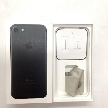 【全額返金保証】【最速発送】Apple iPhone iPhone 7 32GB ブラック Softbank 白ロム 動作確認済 71%