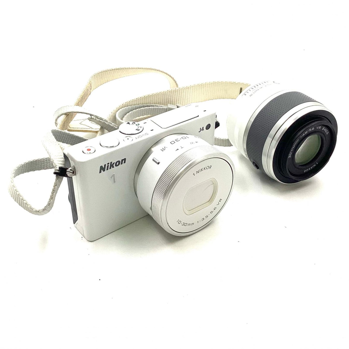【全額返金保証】【最速発送】Nikon デジタル一眼 Nikon 1 J4 ダブルズームキット ホワイト 動作確認済