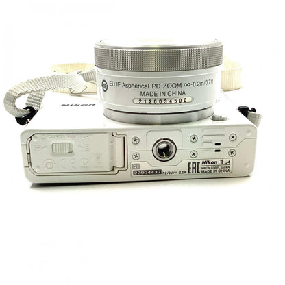 【全額返金保証】【最速発送】Nikon デジタル一眼 Nikon 1 J4 ダブルズームキット ホワイト 動作確認済