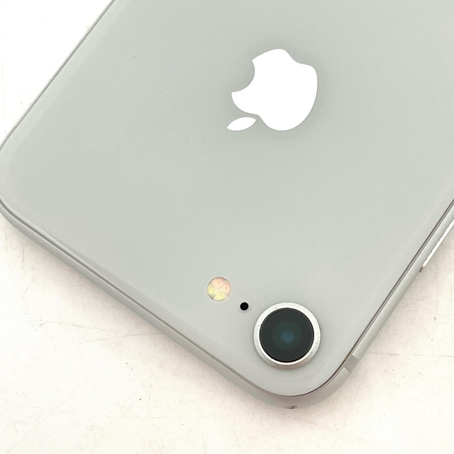 【最速発送】Apple iPhone iPhone 8 256GB シルバー Softbank 白ロム【難有】 75%
