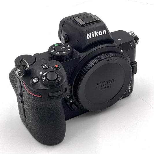 【全額返金保証】【最速発送】Nikon デジタル一眼 Z 5 ボディ ブラック 超美品 動作確認済