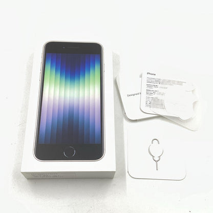 【全額返金保証】【最速発送】Apple iPhone iPhone SE（第3世代） 128GB スターライト docomo 白ロム 動作確認済 85%