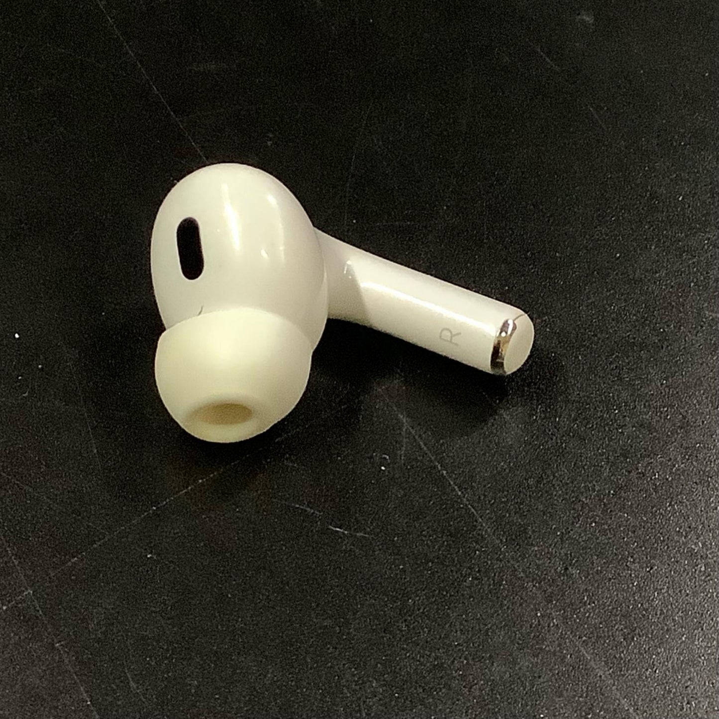 【全額返金保証】【最速発送】Apple AirPods Pro（第2世代） 美品 動作確認済