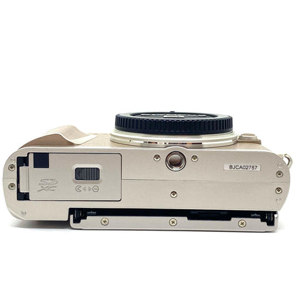 【全額返金保証】【最速発送】OLYMPUS デジタル一眼 E-PL10 美品 動作確認済