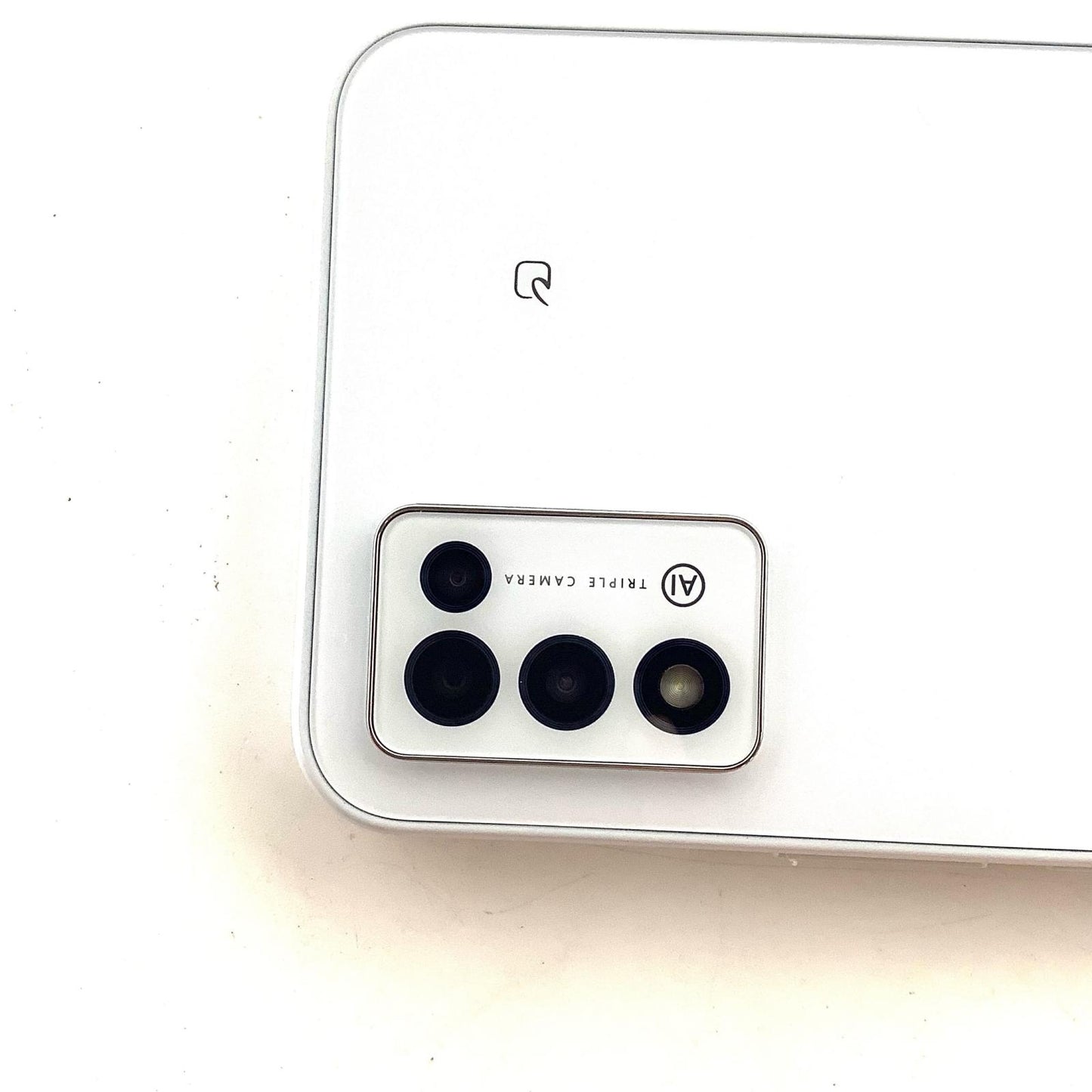 【全額返金保証】【最速発送】ZTE Libero 5G III 64GB ホワイト Softbank SIMフリー A202ZT 白ロム 美品 動作確認済