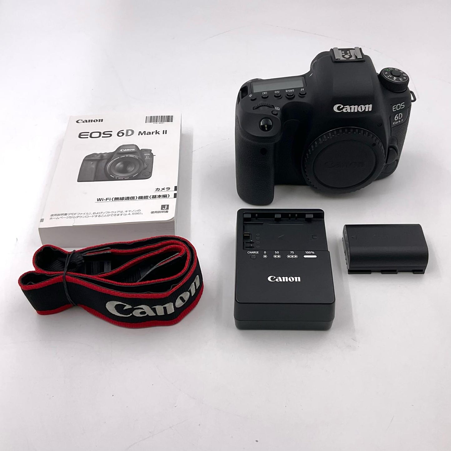【全額返金保証】【最速発送】Canon デジタル一眼 EOS 6D Mark II ボディ ブラック 美品 動作確認済