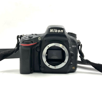 【最速発送】Nikon デジタル一眼 D600 ボディ ブラック【難有】